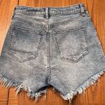 We The Free Free People  Curvy Vintage High Rise Distressed Denim Shorts Size 28‎ Photo 9