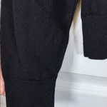 Uniqlo  Extra Fine Merino Wool Turtleneck Sweater Size Small EUC #5936 Photo 1