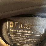 FIGS  Livingston Heathered Denim Scrub Pants Size Medium Tall Photo 3