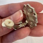 Vintage Silver Tone Enameled Flower Clip On Earrings Womens Estate Jewelry Photo 3