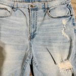 Celebrity Pink  Women Light Wash Distressed Denim Shorts Cutoff Frayed Hem 17/33 Photo 3