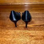 T Tahari Tahari Women’s Sloan Black Satin Peep-toe Pumps with toe embellishment size 8.5 Photo 3