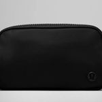 Lululemon Everywhere 1L Belt Bag Photo 0