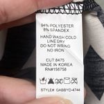 Honeyme Dress Women's Size Medium Gabby 3/4 Sleeve Black White Geometric V-neck Photo 3