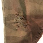 American Eagle  Outfitters N(E)XT Level Stretch Camouflage Distressed Jeans US 6 Photo 1