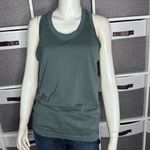 Athleta  Momentum Shine Tank Bali Green Size Medium Photo 1