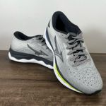 Mizuno Wave Sky 6 Women's Shoe Size 7.5 #250952 Photo 5