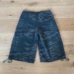 Edikted  Cargo Long Shorts Camo Size M Green Photo 2