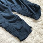 Zella Navy Blue Workout Outdoor Cropped Cinched Gorpcore Cargo Capri Pants XS Photo 2