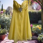 Sherri Hill  Yellow Beaded Short Dress Size 8 Photo 1