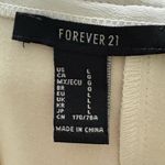 Forever 21  White Faux Leather Mini Skirt Size‎ Large Photo 4