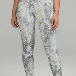 Lululemon Wunder Train Contour Fit High Rise Tight 25" Size 4 Photo 0