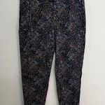 Athleta - Trekkie North Jogger Kinetic Abstract Black Athletic Outdoors Travel Photo 0