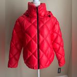 Kenneth Cole Cire Short Exposed Zip Hooded Puffer Jacket in Red NWT, $175 Retail Photo 3