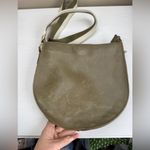 Madewell  The Transport Saddlebag Leather Crossbody Bag Tundra Olive Green Photo 2