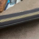 Tory Burch Like new wallet Photo 2