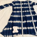 5th & Love szS blue & white tie dye shark bite hem 3/4 sleeves with pockets EUC Photo 7