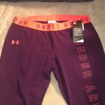Under Armour NWT Favorite Midrise Graphic Capri Leggings, Large Photo 3