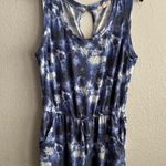 Kingston Blue and White Tie Photo 1