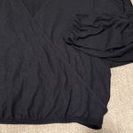 Beyond Yoga  black crossover sweater sz M Photo 3