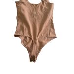 LULULEMON Women's Nude Beige Bodysuit Size 2 Tan Photo 8