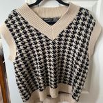 SheIn Sweater Vest Photo 0
