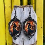 Vintage Style‎ Witch Photo 3