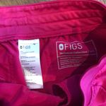 FIGS  scrub set - magenta/hot pink - small Photo 3