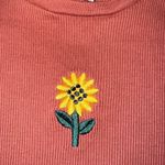 Mighty fine burnt orange sunflower top Photo 1