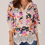 Democracy  3/4 Sleeve V-Notch Neck Scallop Edge Boho Top, Sz Petite M Photo 0