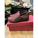 Munro Clay Slip On Sneaker Size 6 M Burgundy Leather Cushioned Shoes Loafer Photo 1