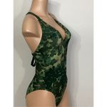 Robin Piccone New. Army camouflage plunge swimsuit. Regularly $168. Size 8 Photo 7