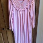 Vintage Movie Star Pink House Coat Robe Size Medium Ruffled Flower Embroidered Photo 0