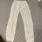 Surf Gypsy  eyelet lace jogger style white pants Photo 6