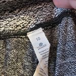 Lululemon  Athletica Black and White Textured Fabric Photo 1