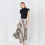 Endless Rose SNAKESKIN PLEATED MIDI SKIRT Photo 6