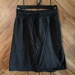 Lululemon Women’s 4 Start Anew Hi Rise Relaxed Fit Gray Skirt Photo 2