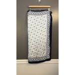 Silky Scarf Shawl Womens One Size White Navy Blue Bandana Print Geometric Square Photo 2