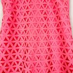 Lilly Pulitzer  Mango Shift Dress Size Large Pink Sun Ray Daisy Lasercut Scuba Photo 2