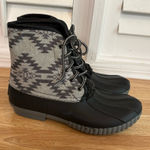 Simply Southern  Gray And Black Aztec Print Duck‎ Boot Size 7 Photo 0