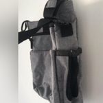Skip Hop gray baby messenger diaper bag Photo 3
