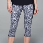 Lululemon run: top speed crop leggings black white size 4 Photo 0