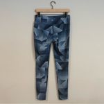Athleta  FROST GEOMETRIC BLUE CHATURANGA LEGGINGS SIZE M Photo 2