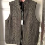 New York & Co. New with tag cable knit vest reversible, size large Photo 1