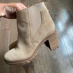 Vince Camuto chunky heel suede Chelsea style boots women’s size 7.5 Photo 2