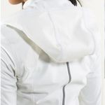 Lululemon 2013 Keep It Up Jacket White Sz 6 Rare 2013 Softshell Collectors NWOT Photo 6