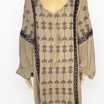 AHB EXCLUSIVE Photo 1