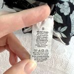 Me to We  Floral Patterned Crop Top Photo 7