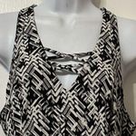 Candie's HANKER-CHIEF CRISS-CROSS V NECK FIT & FLARE BLACK/WHITE DRESS SZ LG JR Photo 4