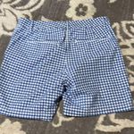 Talbots  girlfriend chino shorts. Size 6 inseam 7.  Like new. Has pockets. Photo 3